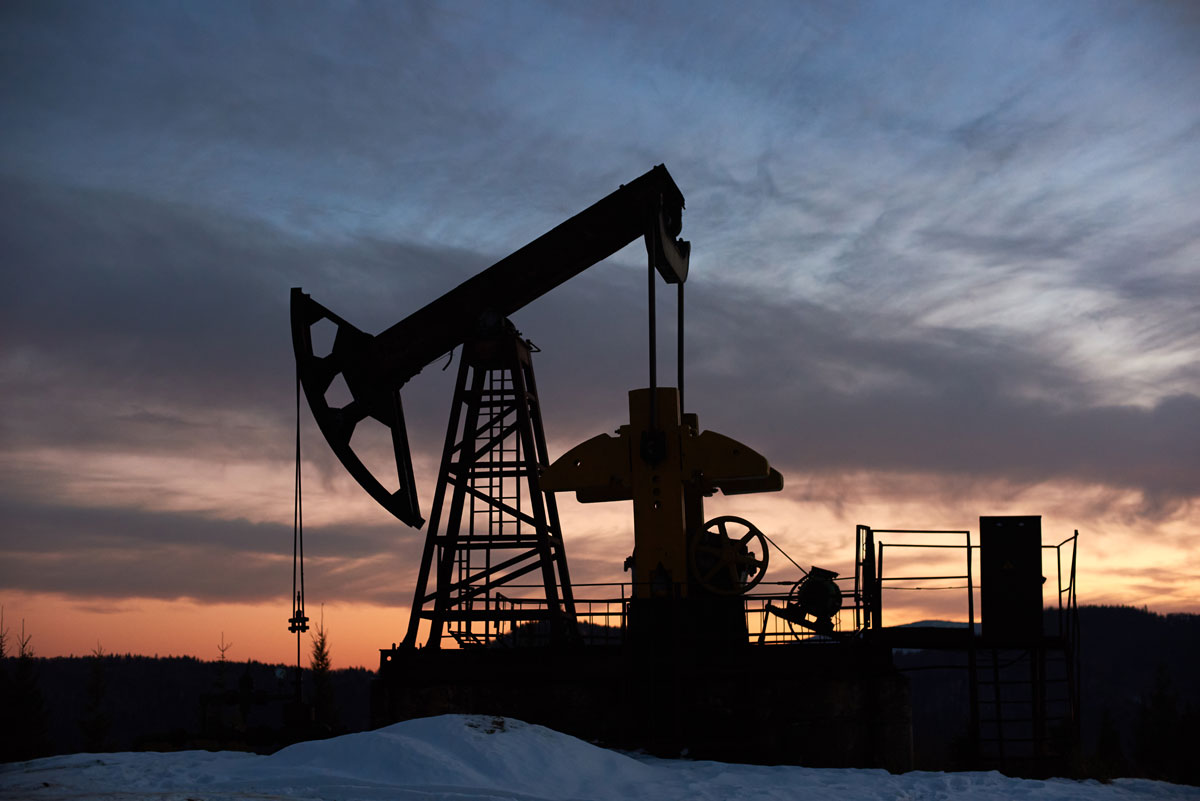 Extracción de petróleo vinculada a la crisis de Ormuz y su impacto económico en empresas españolas